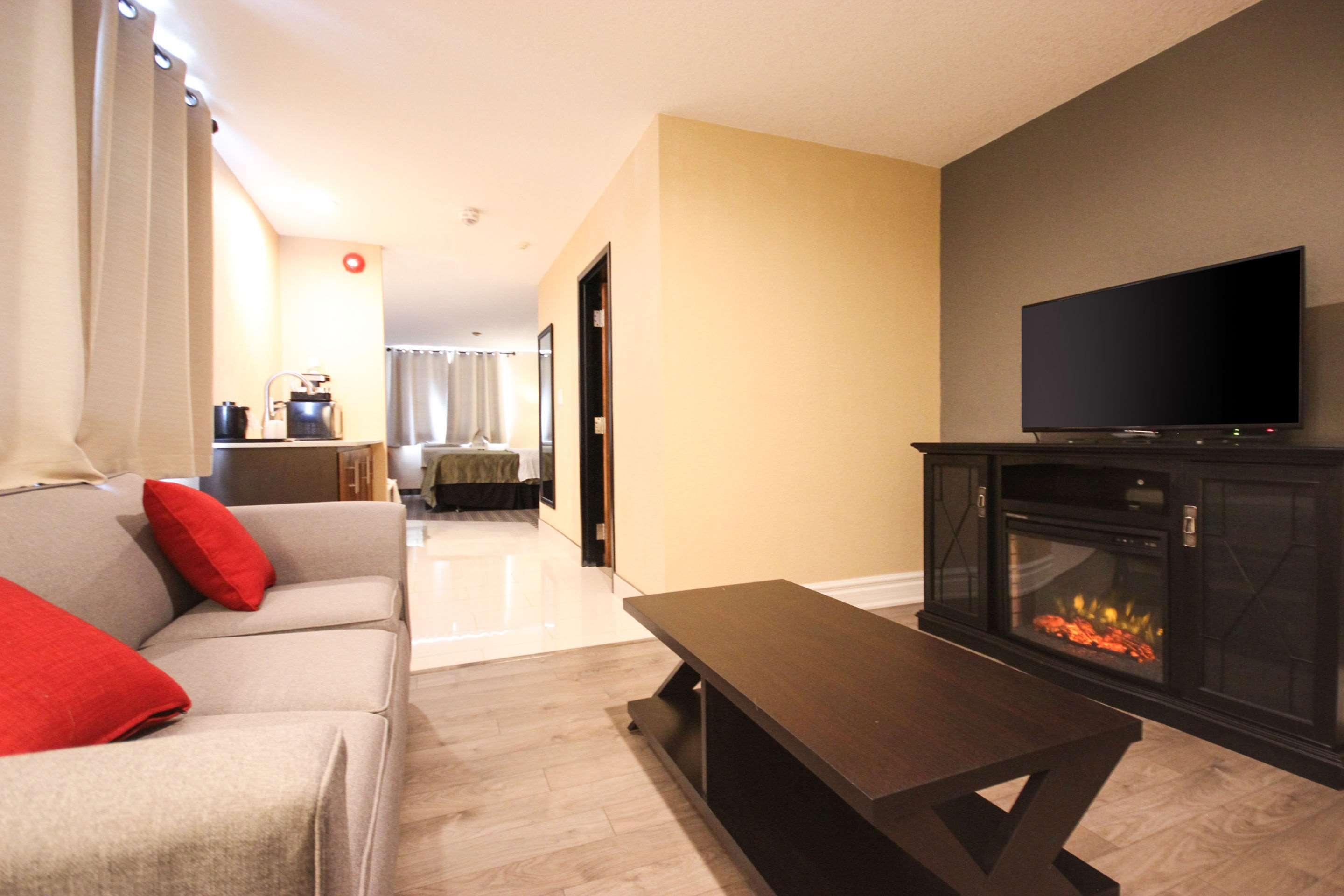 Quality Inn Bracebridge Exteriör bild