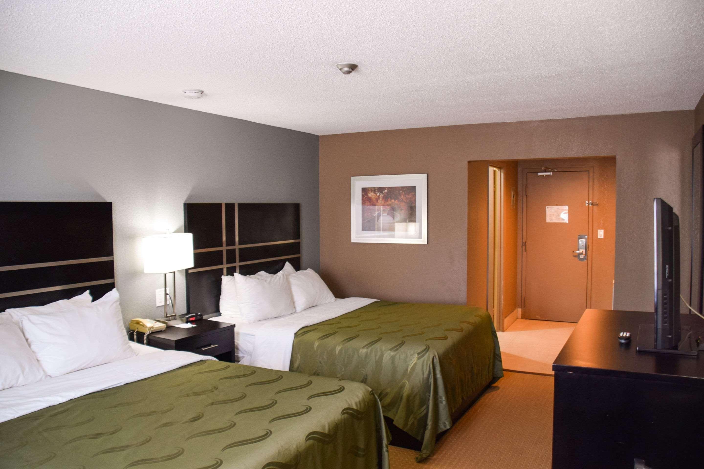 Quality Inn Bracebridge Exteriör bild