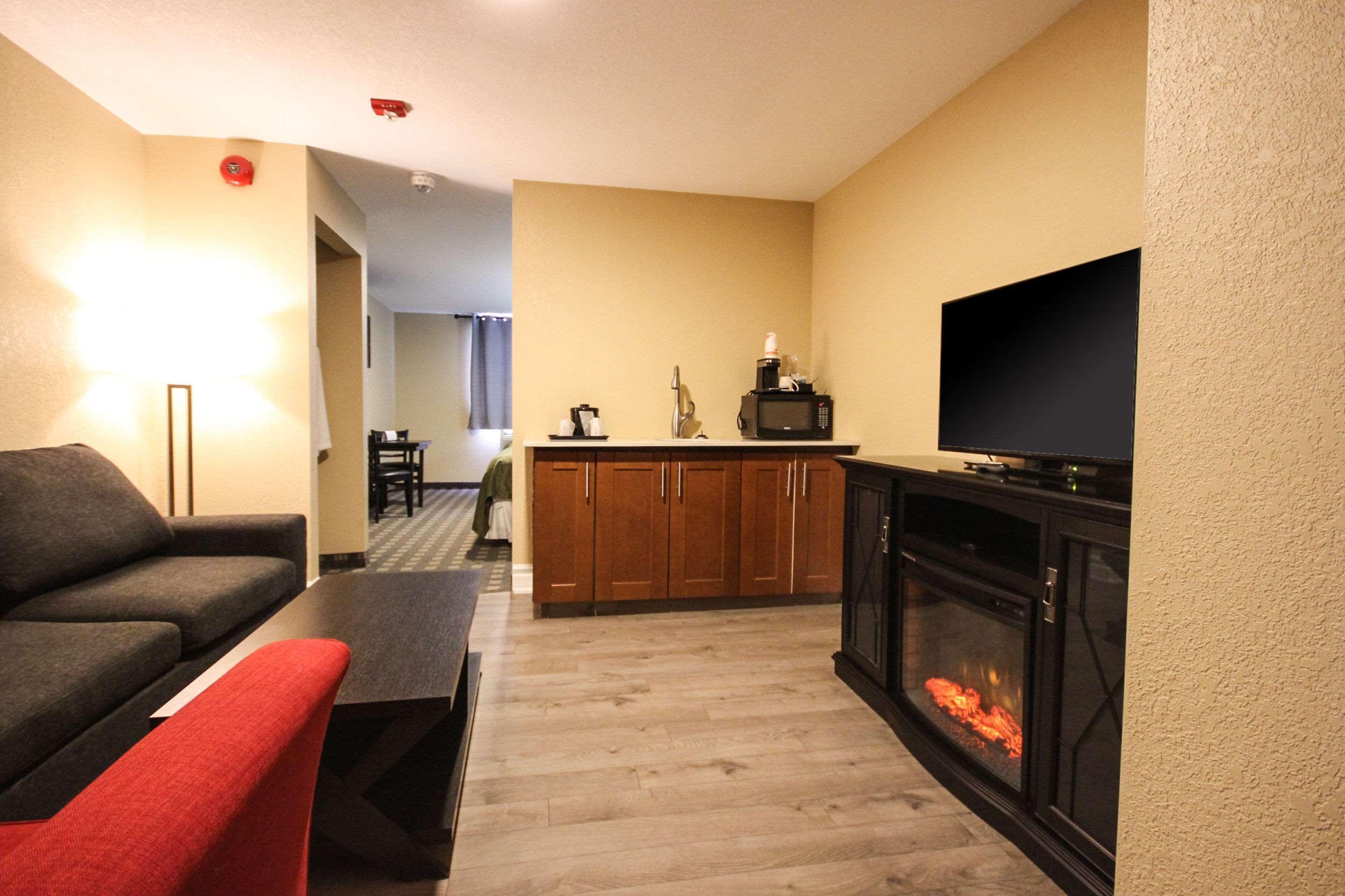 Quality Inn Bracebridge Exteriör bild