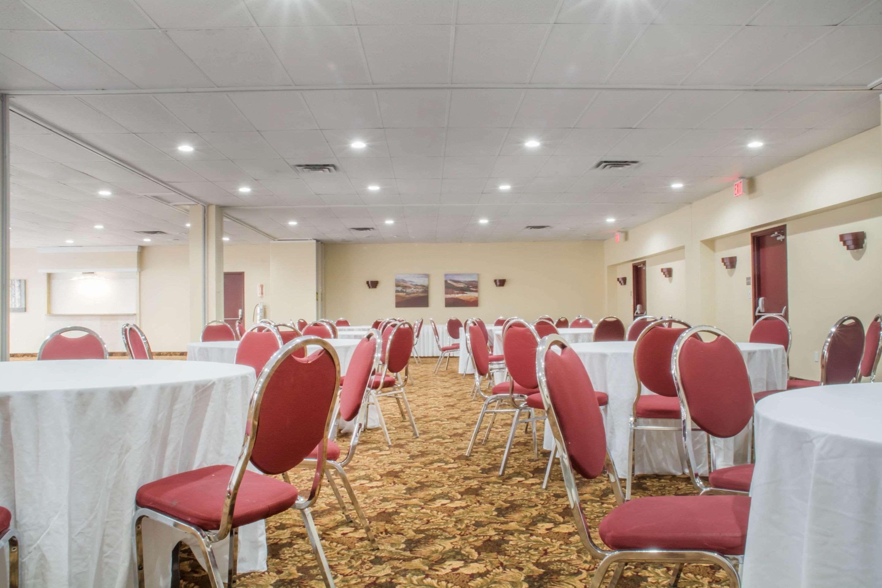 Quality Inn Bracebridge Exteriör bild